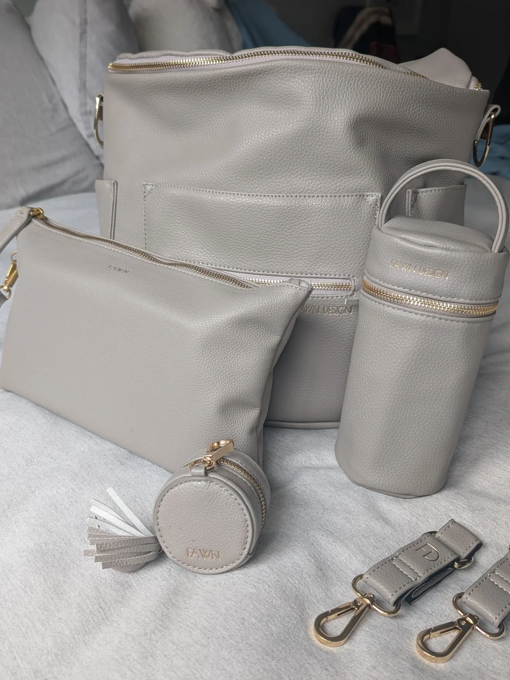 FAWN DESIGN Original Diaper Bag Bundle in Gray 🩶